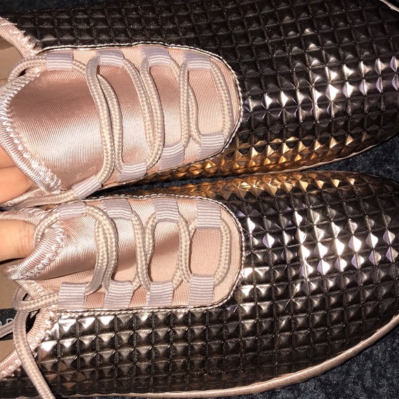 Classy Sassy Sneaker - Rose Gold - Picture 6 of 6